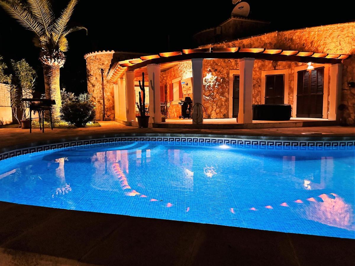 Villa Sanchez In Strandnahe Mit Pool, Jacuzzi, Klima, Wifi, Gas Bbq Santanyi Luaran gambar
