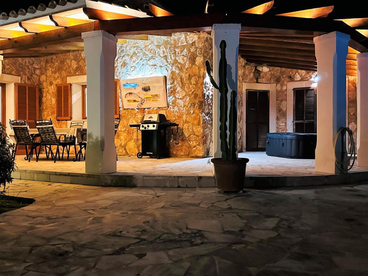 Villa Sanchez In Strandnahe Mit Pool, Jacuzzi, Klima, Wifi, Gas Bbq Santanyi Luaran gambar